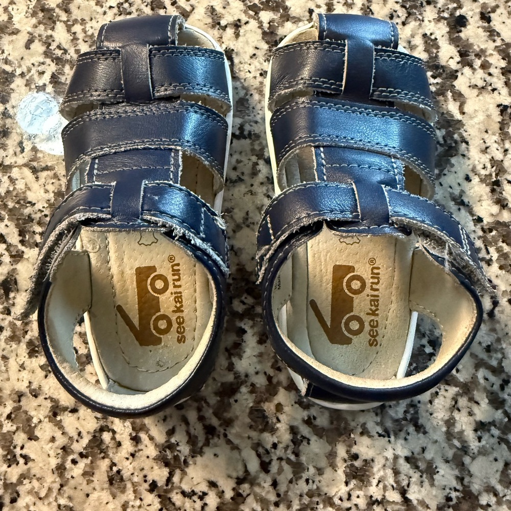See Kai Run Jude leather fisherman sandals navy blue - Picture 2 of 3
